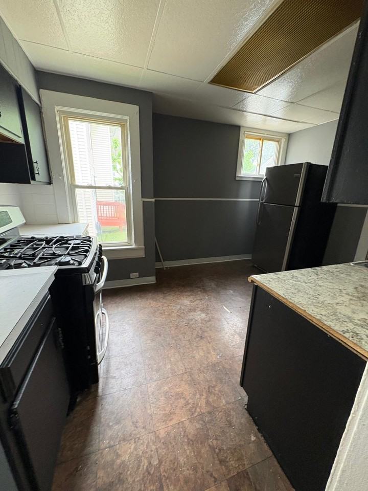 8010 Cory Ave #1 - Photo 4 of 12