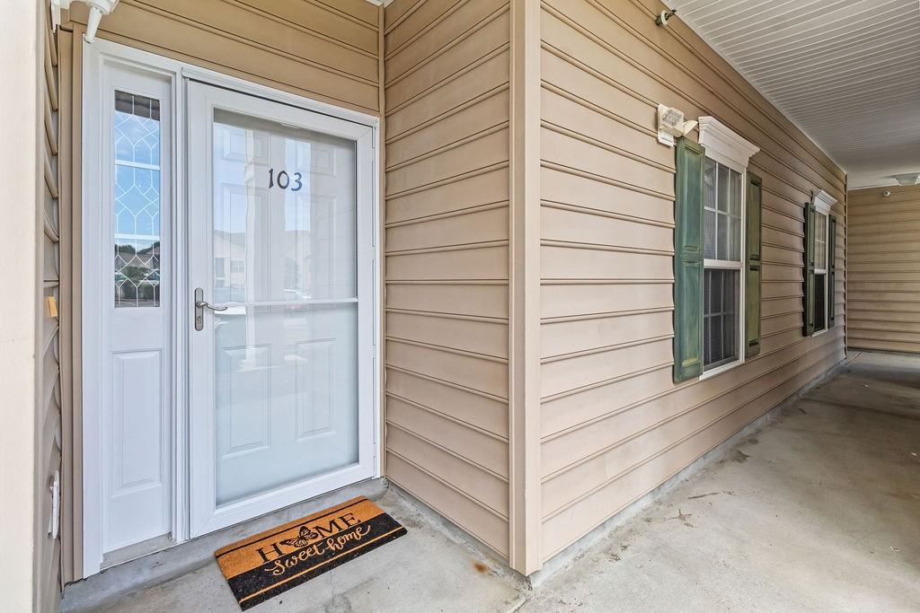 5846 Longwood Dr - Photo 2 of 28