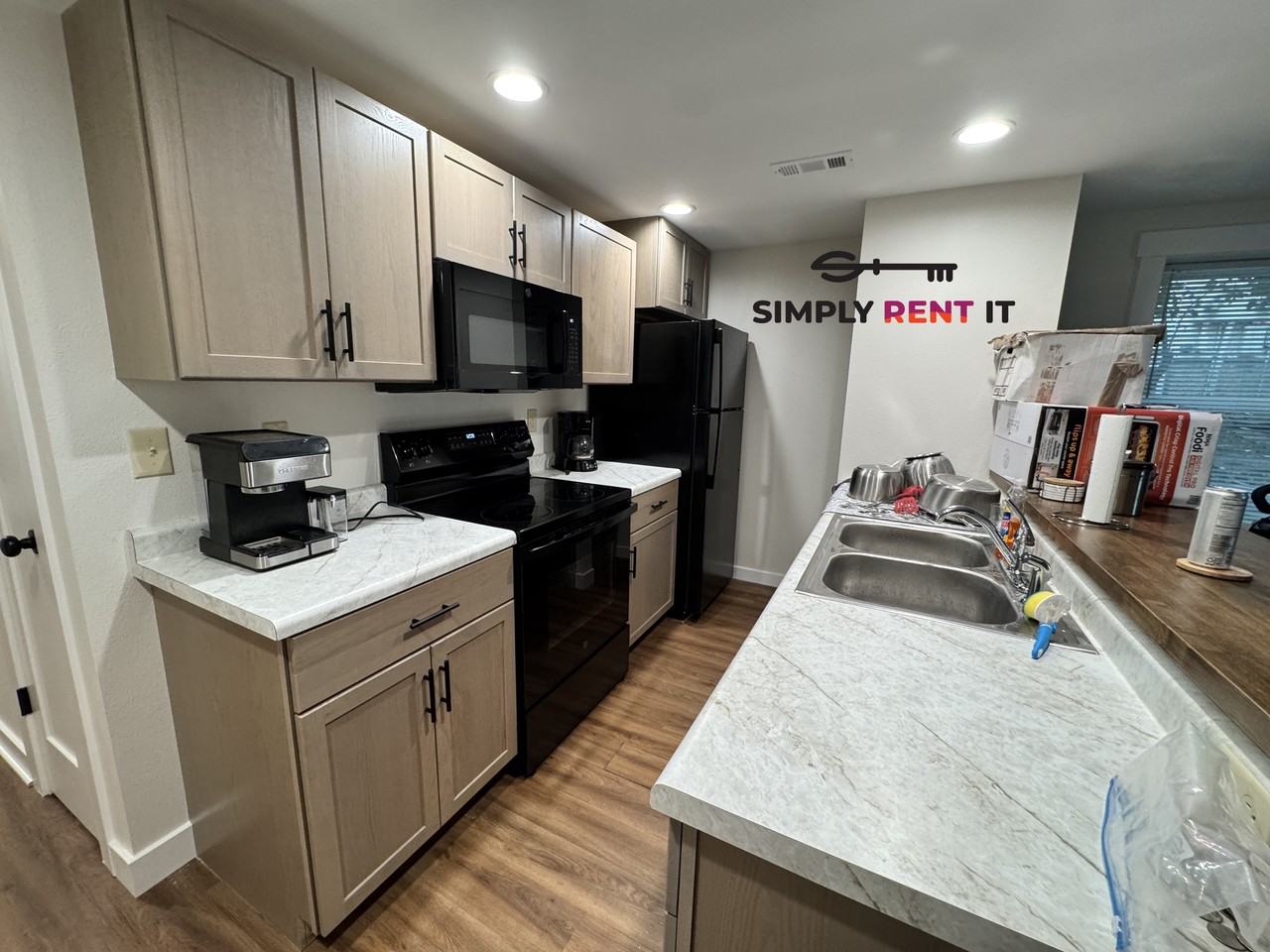 3226 West St #11 - Photo 3 of 18