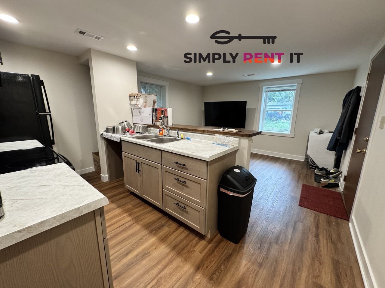 3226 West St #11 - Photo 4 of 18