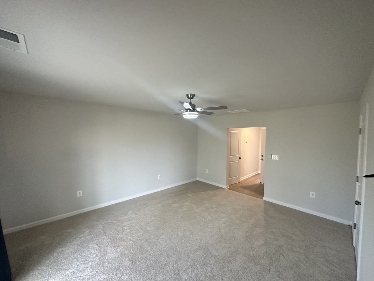 504 Sybil St #1 - Photo 6 of 7