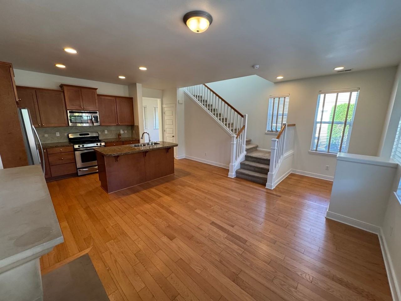 13721 33rd Dr Se - Photo 3 of 28