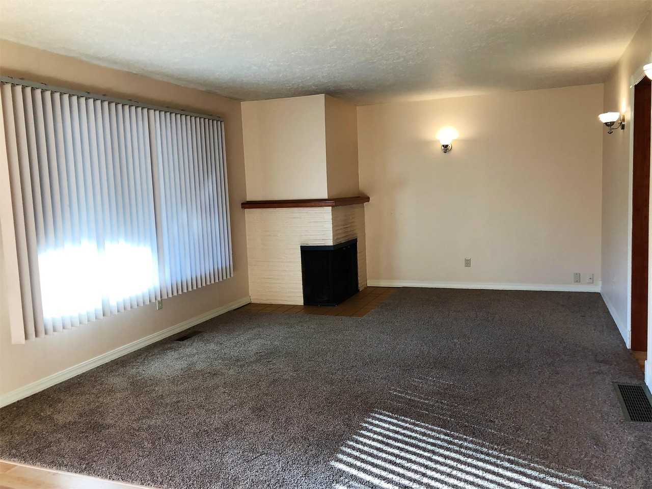 5830 Sw Idaho St - Photo 6 of 19