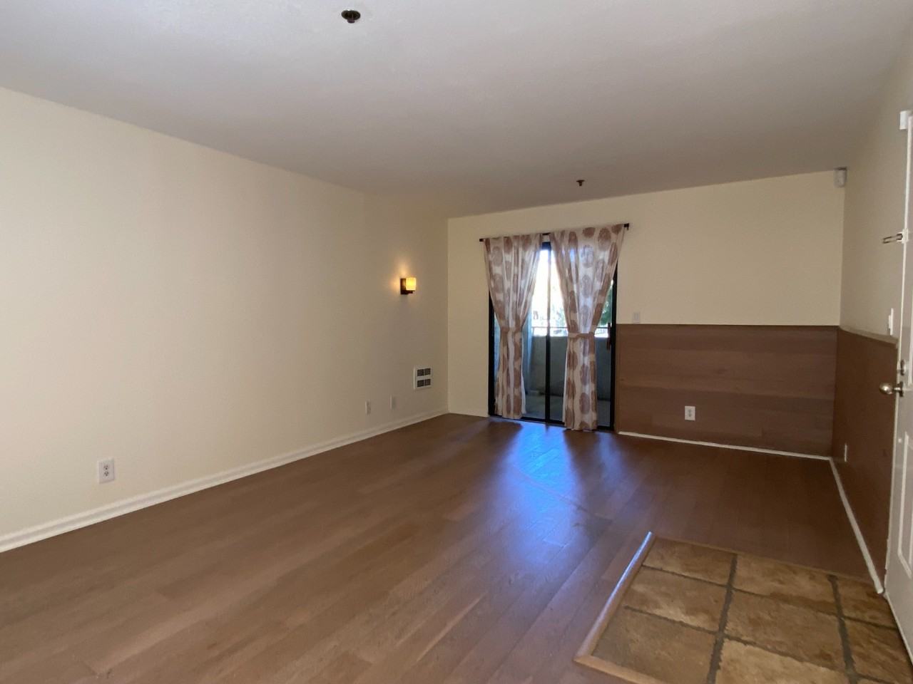 880 E Fremont Ave #402 - Photo 7 of 18