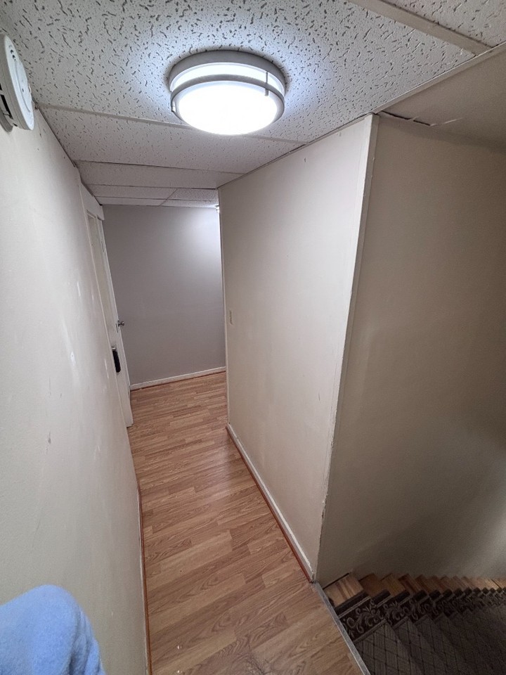 718 Yakima Ave #3 - Photo 5 of 18