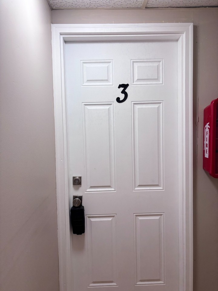 718 Yakima Ave #3 - Photo 6 of 18