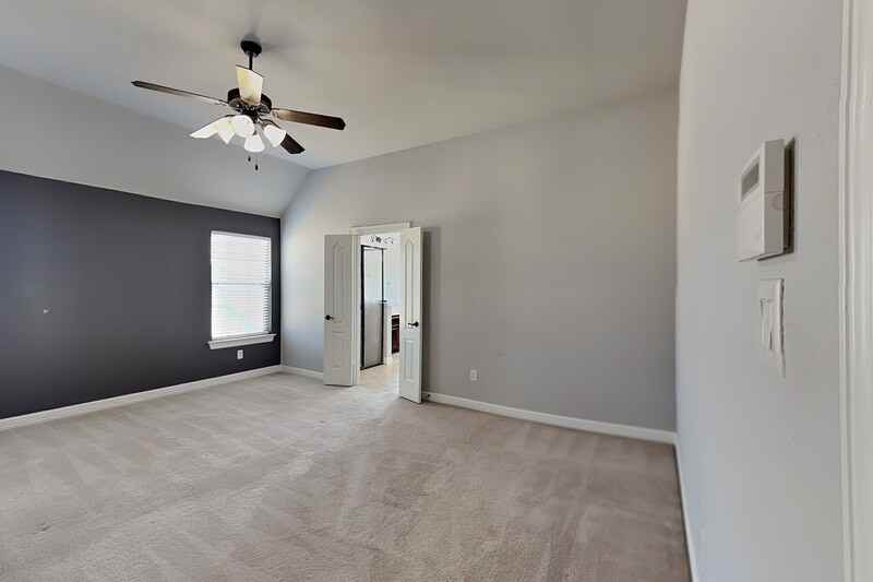 601 Green Pointe Dr - Photo 7 of 22