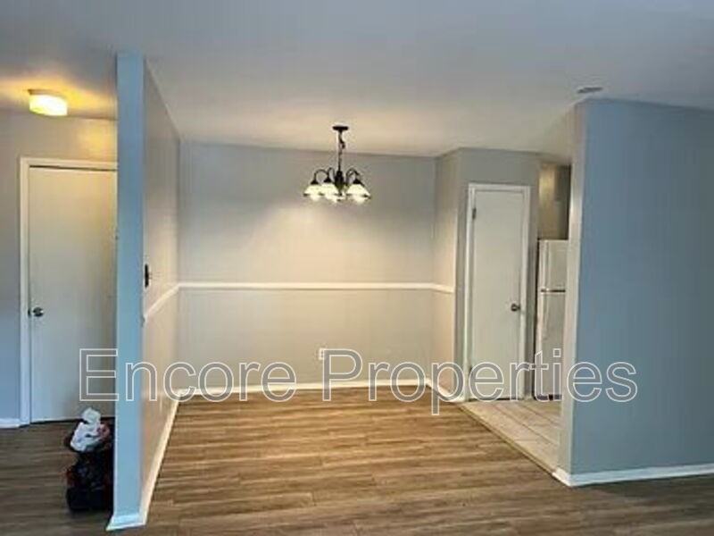 1299 Schaub Dr #A - Photo 3 of 9
