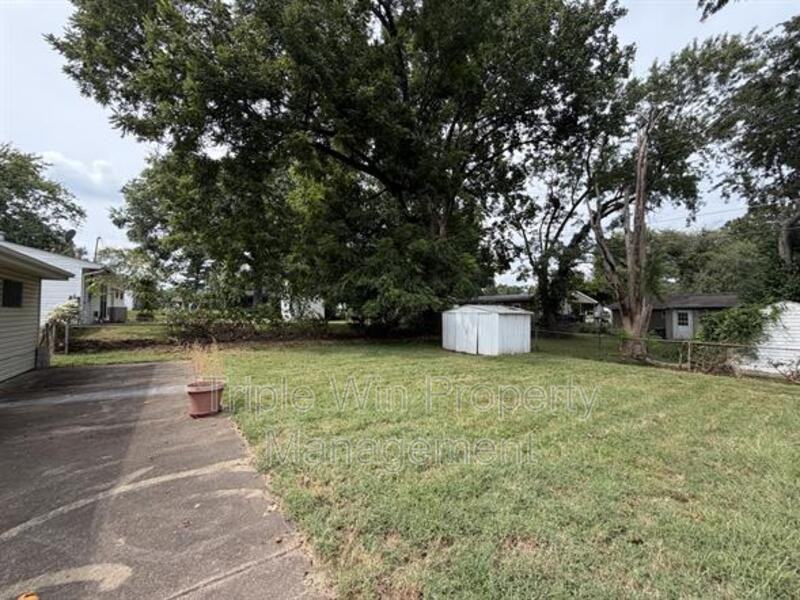 9521 Margo Ann Ln - Photo 5 of 23