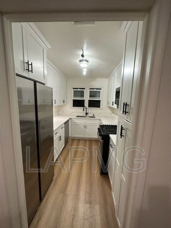 3936 Kentucky Dr #3938-1-2 - Photo 3 of 14