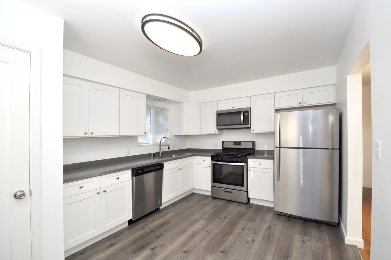 7670 Normal Ave #7670 - Photo 4 of 12