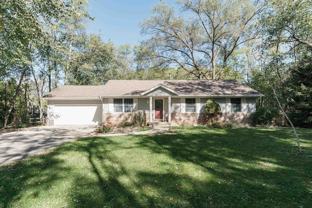 4306 S Indian Lake Dr - Photo 1 of 1