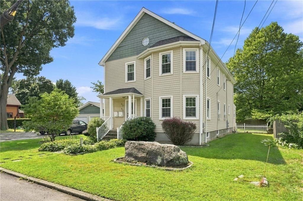 51 Pettaconsett Ave - Photo 2 of 38