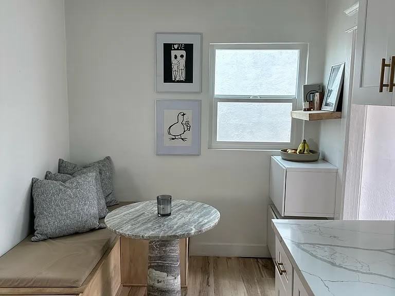 1523 East 16th Street - Photo 2 of 15
