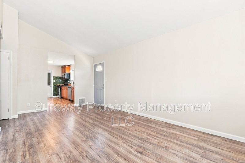 213 Cardinal Ln - Photo 7 of 20