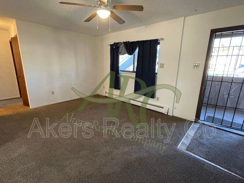 1320 Anita St - Photo 3 of 13
