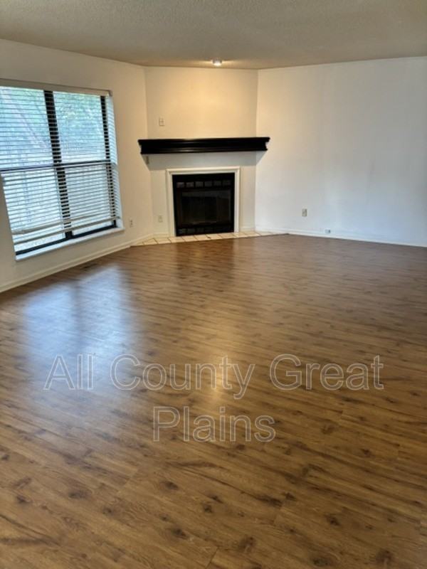13330 Walnut St - Photo 4 of 19