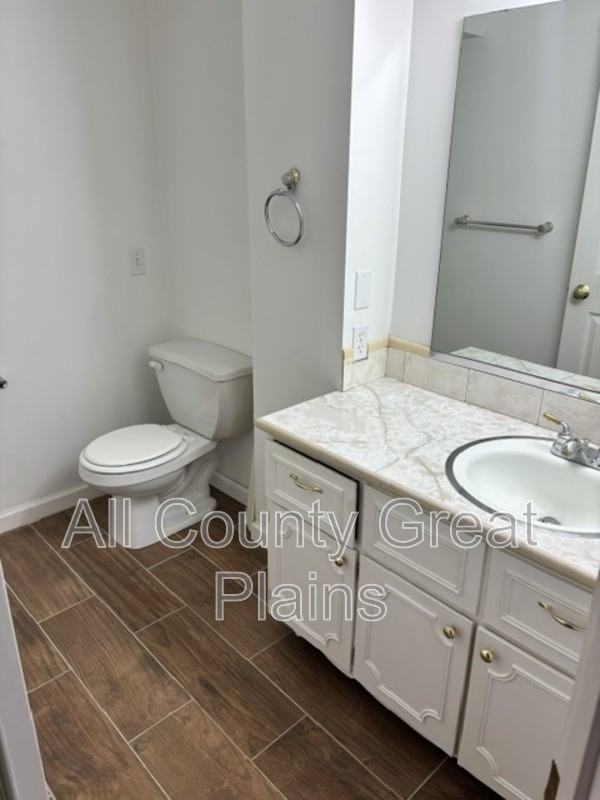 13330 Walnut St - Photo 6 of 19