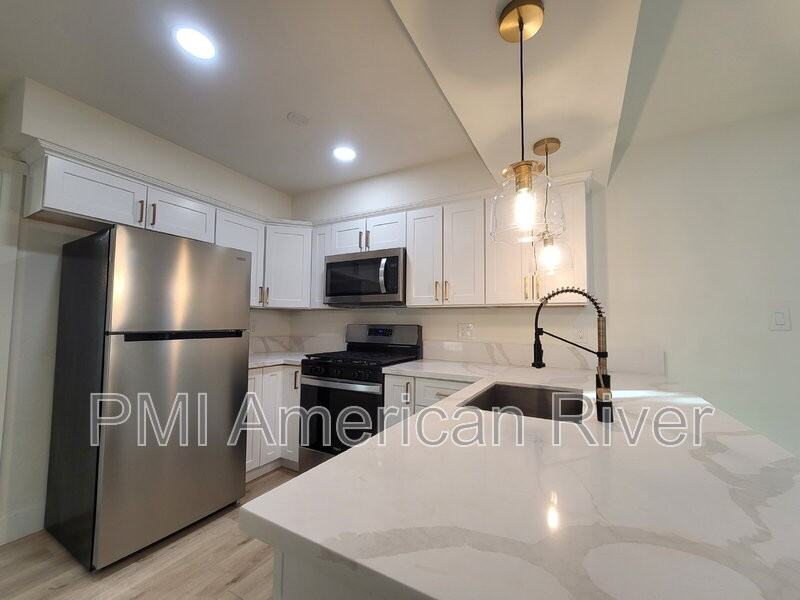 7933 Valley Green Dr - Photo 5 of 14