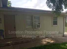 featured image of 806 W 25th St