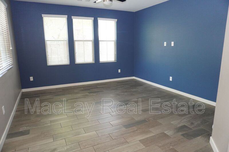 1885 E Frye Rd #102 - Photo 7 of 32