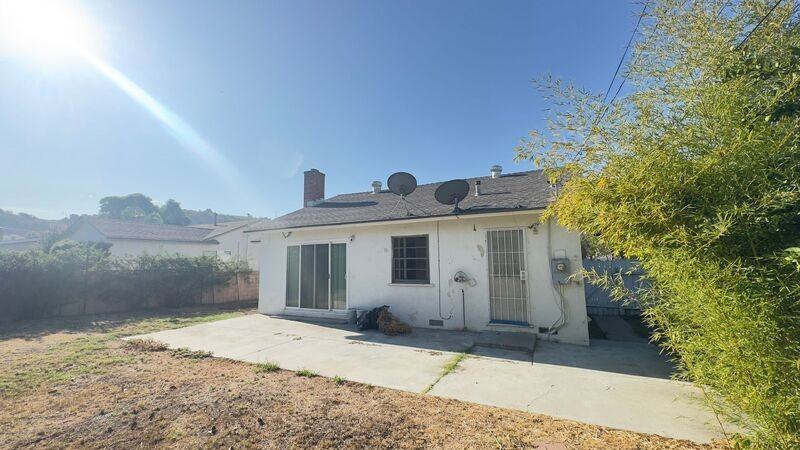 427 E Haltern Ave - Photo 3 of 3