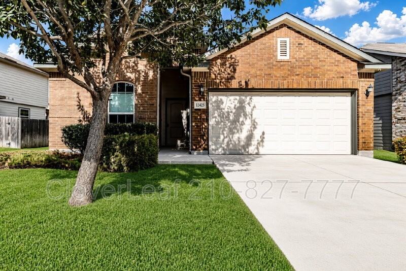 12425 Belfort Pt - Photo 3 of 33