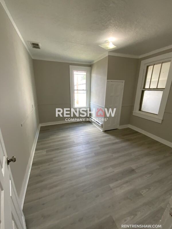 109 S Church St #B - Photo 2 of 13
