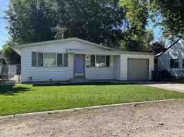 featured image of 1109 W Dundee St