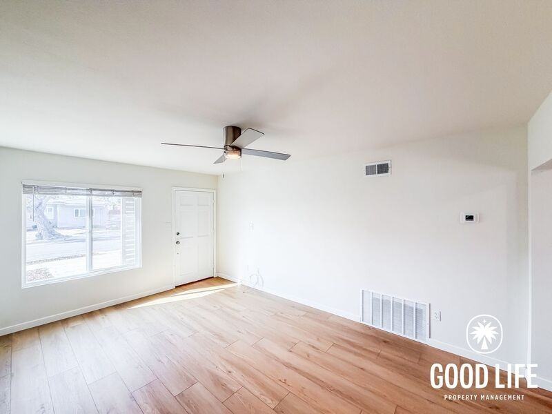 3134 Massasoit Ave - Photo 3 of 23