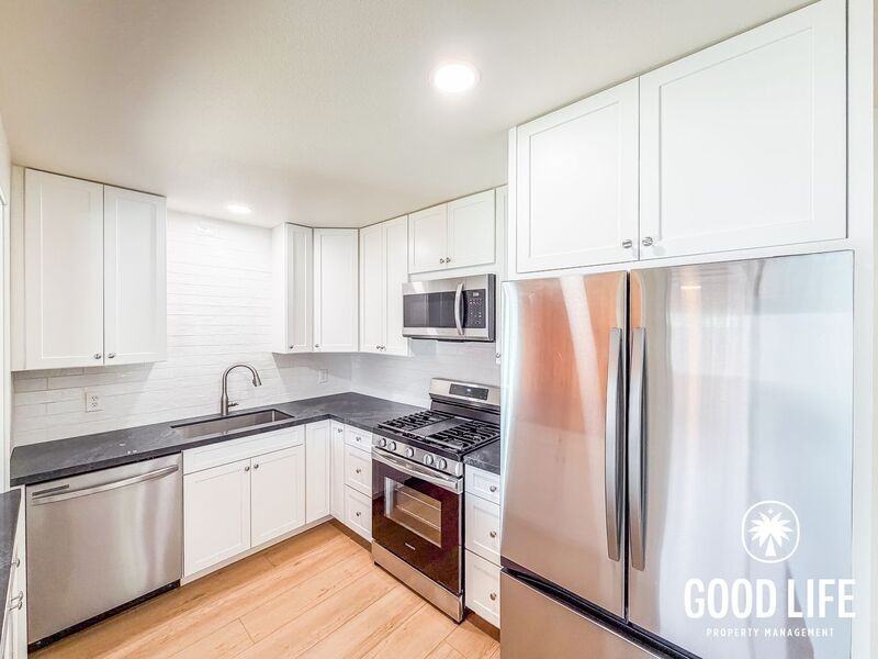 3134 Massasoit Ave - Photo 4 of 23