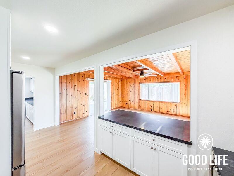 3134 Massasoit Ave - Photo 6 of 23