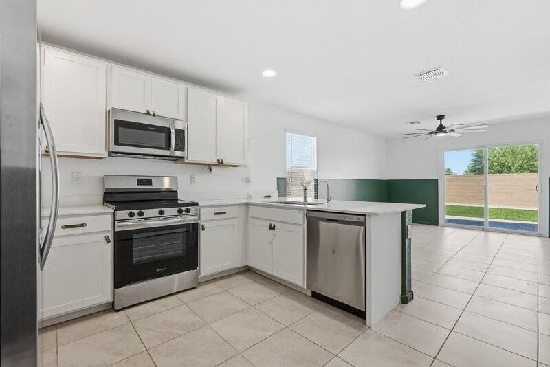12168 E Sunflower Ln - Photo 6 of 36