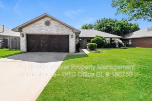 2521 Ridgewood Dr - Photo 1 of 1