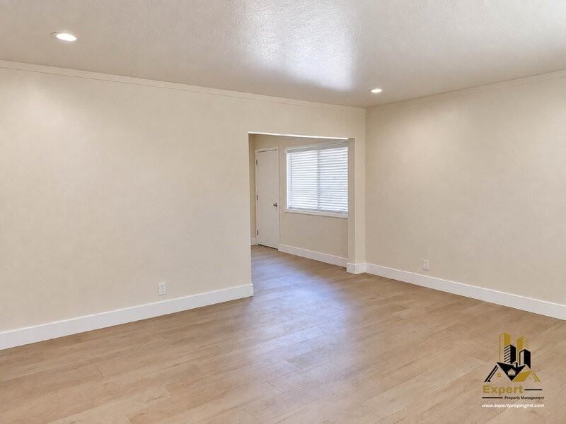 414 6th St - Photo 7 of 19
