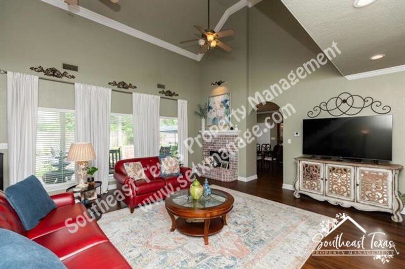 11320 Cathryn Ln - Photo 6 of 47