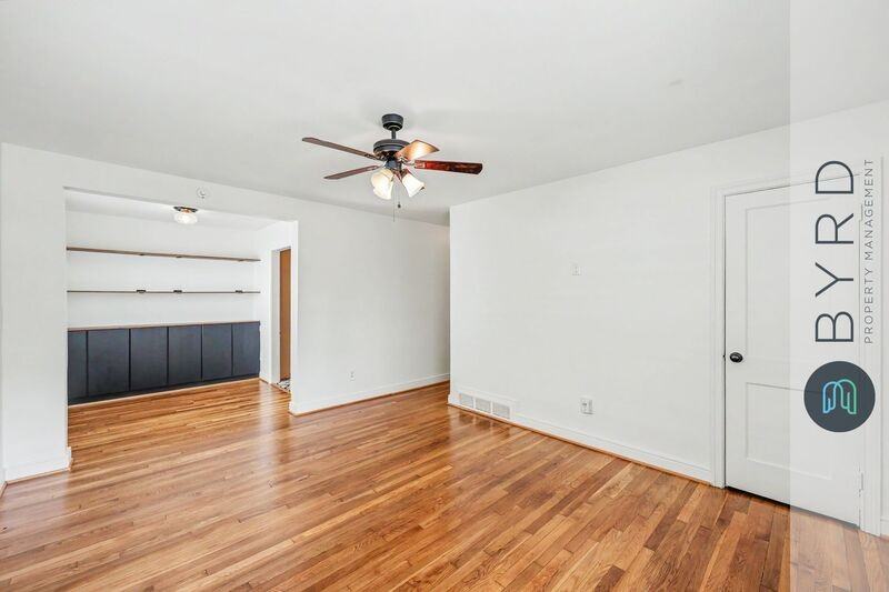 4704 Cutshaw Ave - Photo 7 of 30