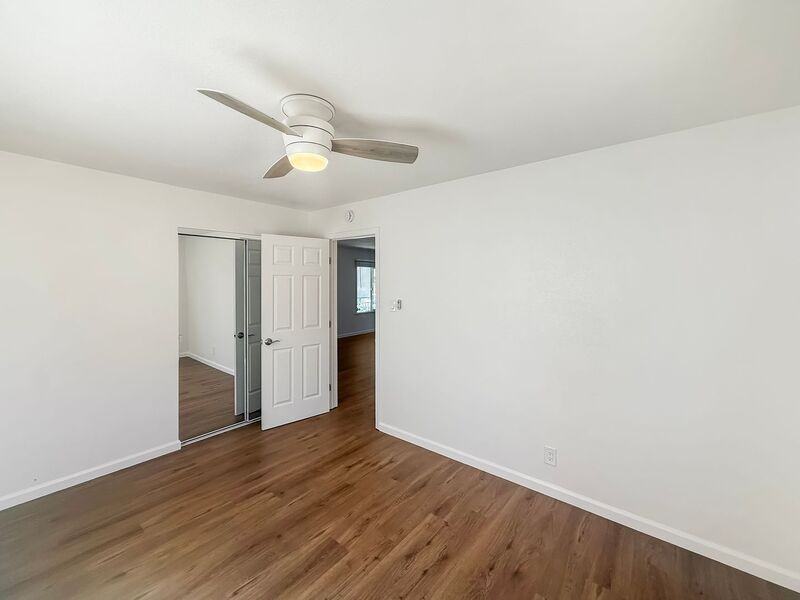 761 N Citrus Ave - Photo 6 of 13
