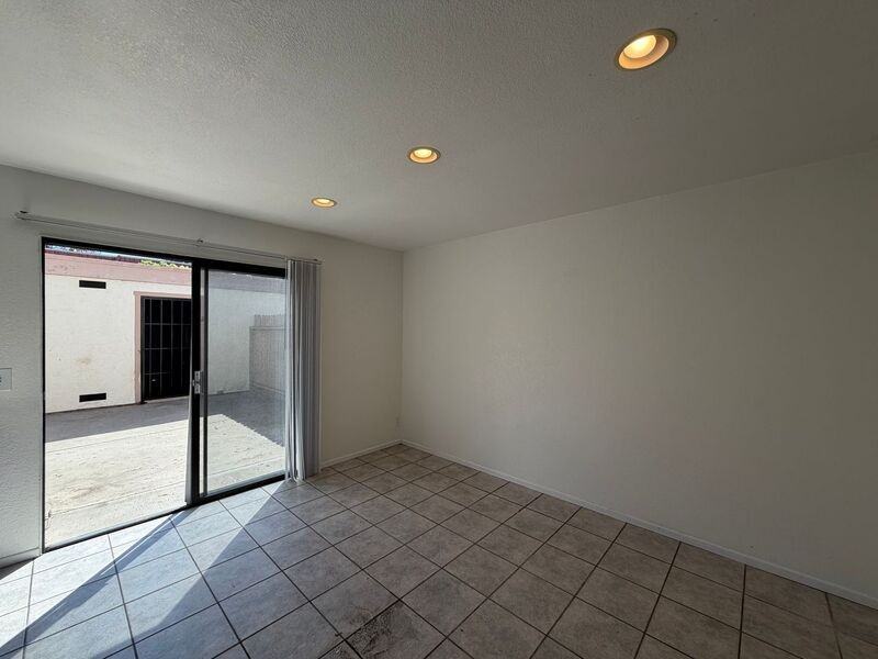 3033 Via Sabinas - Photo 5 of 29