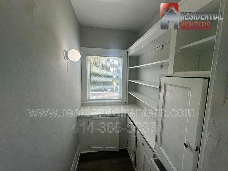 3027 N 6th St - Photo 7 of 12