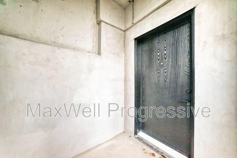 15720 103 Ave Nw #BS - Photo 3 of 26