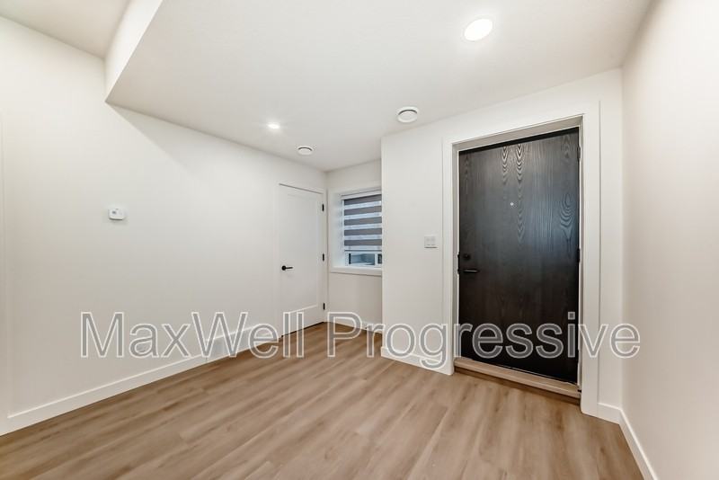 15720 103 Ave Nw #BS - Photo 4 of 26