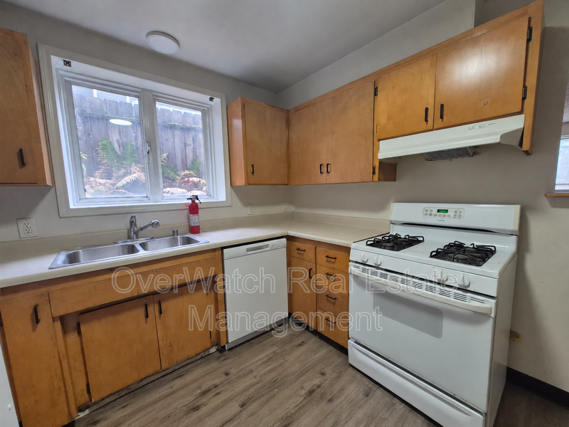 1507 W 45th Ave #2 - Photo 5 of 17