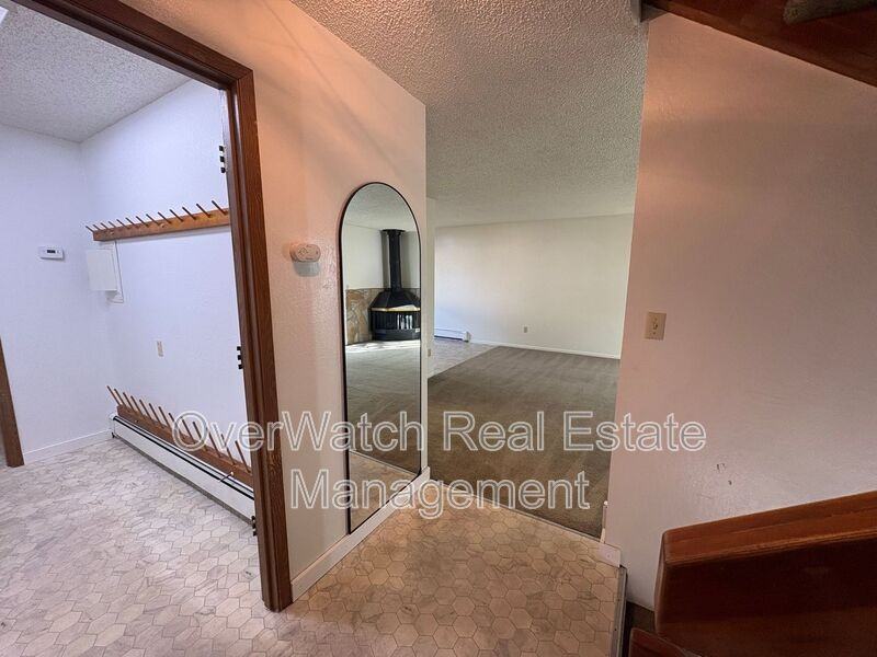 6007 E 12th Ave - Photo 3 of 35