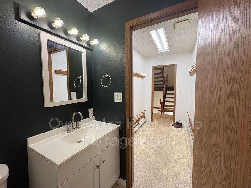 6007 E 12th Ave - Photo 6 of 35