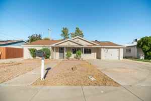 featured image of 7 S Catalina St