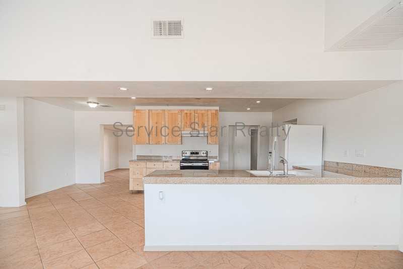 7 S Catalina St - Photo 6 of 30