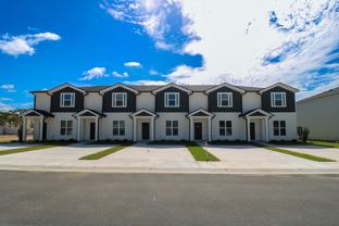 401 Hampton Lane - Photo 1 of 1