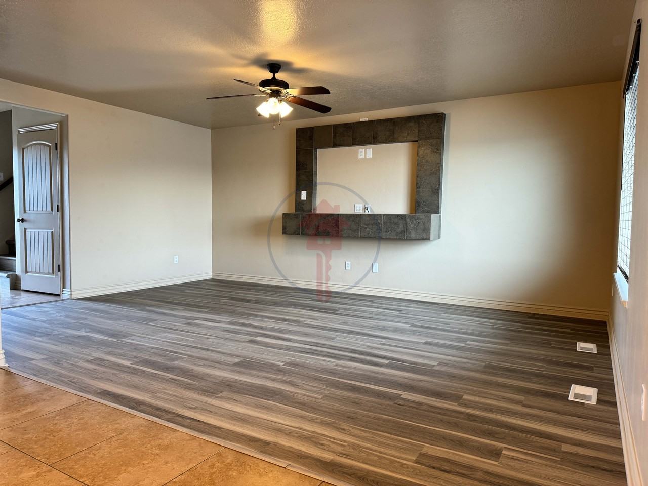 729 Wn - Photo 4 of 27
