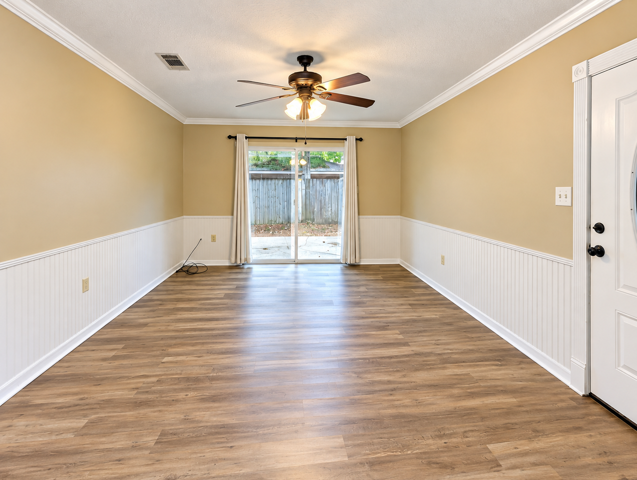 306 E Cherry Dr - Photo 2 of 18